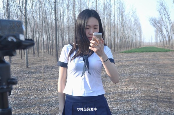 mj影视 - 三大模特争秀2 第 12 张图片