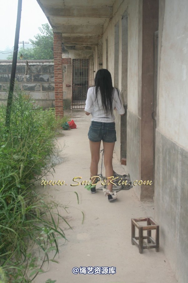 锐度主张 - 2009年第十四期镣铐图（2009.4.5） 第 3 张图片