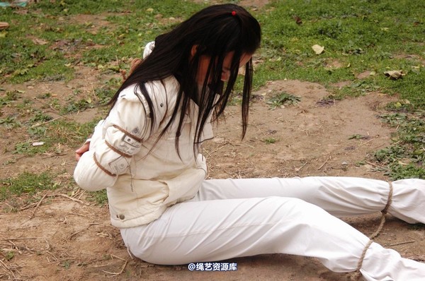 mj影视 - 安娜刑场2013-04-13 第 239 张图片