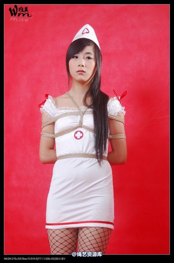唯美之家 - 2008-11-01紫轩护士制服1 第 29 张图片