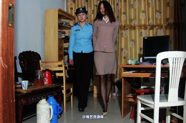 mj影视 - 倾心职务犯罪－押解绳-2013-03-28 第 450 张图片