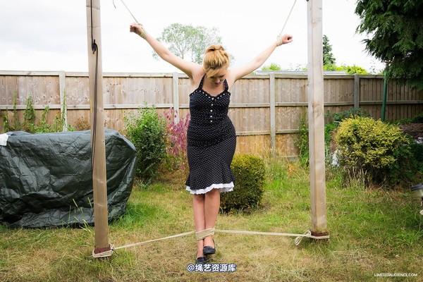 limitedaudience - 2013 bryony fuller left out to dry 第 35 张图片