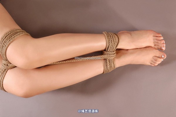 丽柜美束 - 2007-08-21 小璐璐 第 32 张图片