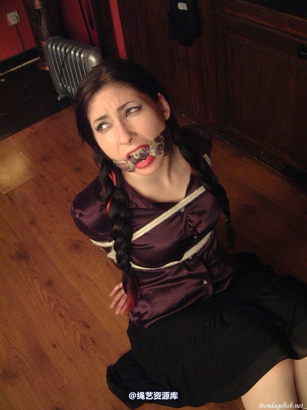 bondagebob - Lydia Hogtied 第 27 张图片