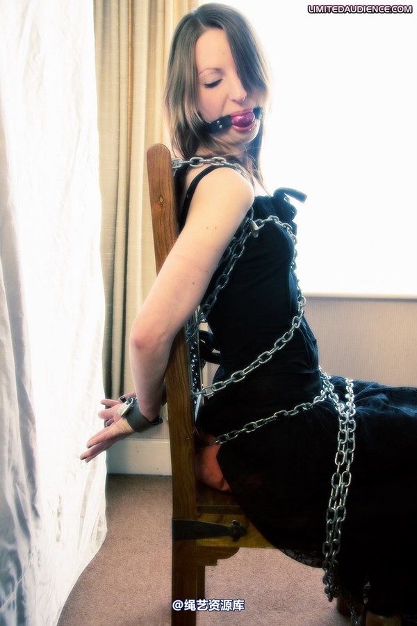 limitedaudience - 2009 pepsi waiting in chains 2 第 11 张图片