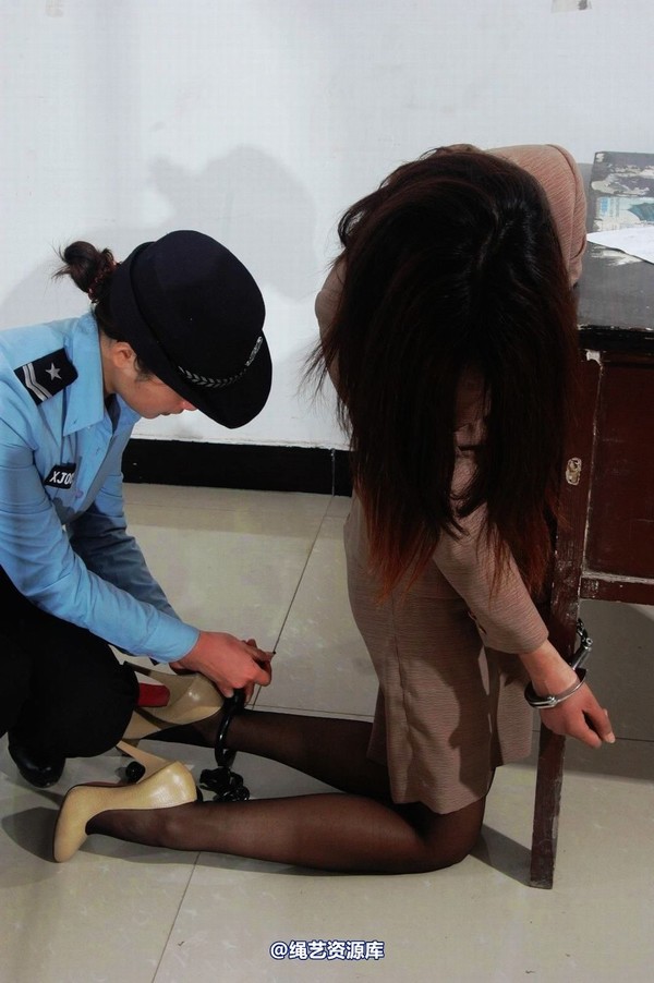mj影视 - 倾心职务犯罪－押解绳-2013-03-28 第 111 张图片