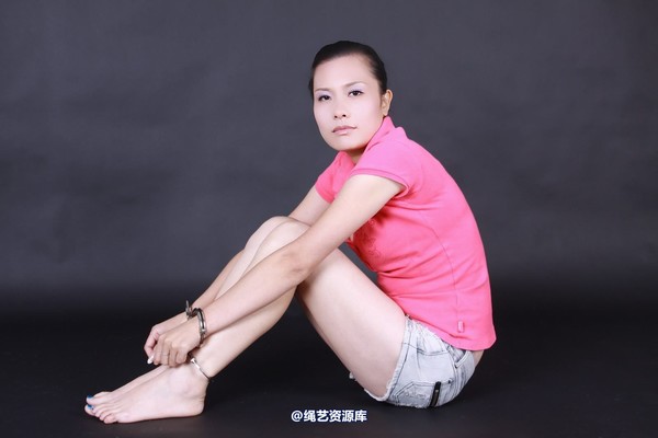 神艺缘 - 126-健身房美女老板违规经营被铐 第 16 张图片