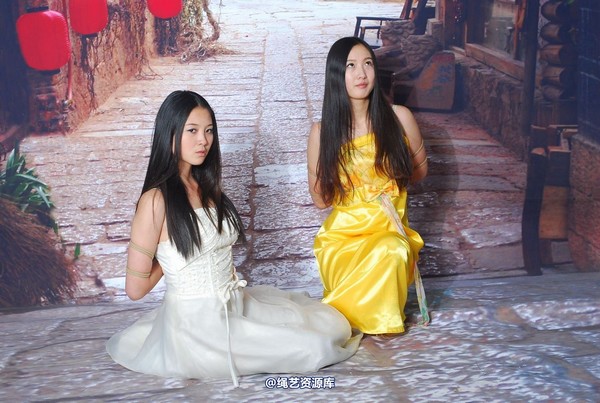 唯美之家 - 明美和雅芙双缚 第 156 张图片