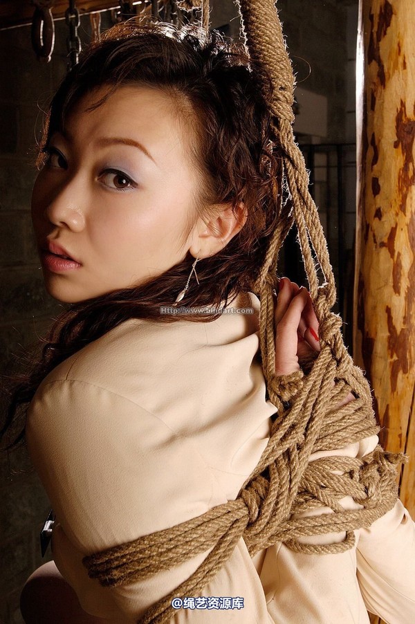 丽柜美束 - 2006-04-16 第 26 张图片