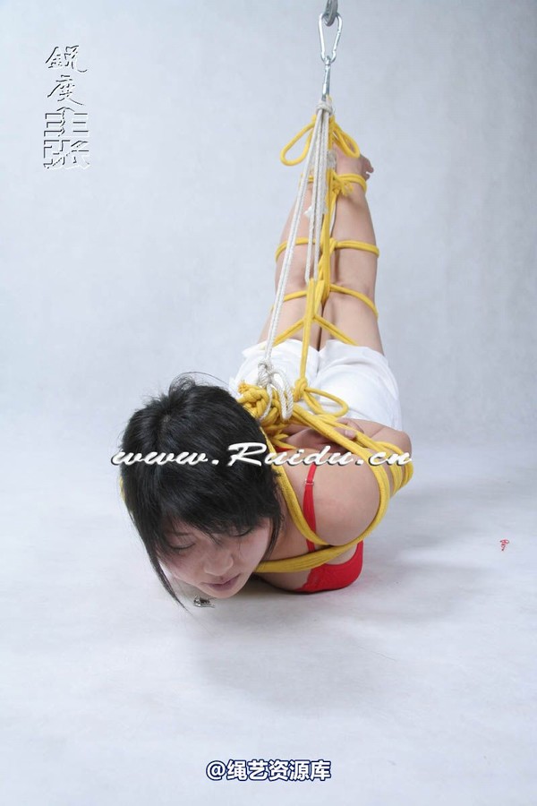 锐度主张 - 婷婷和嫣儿KB悬吊 第 320 张图片