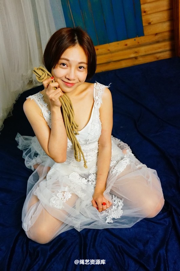 dk13美束馆 - 9.16-小仙儿白婚纱-B130P 第 44 张图片