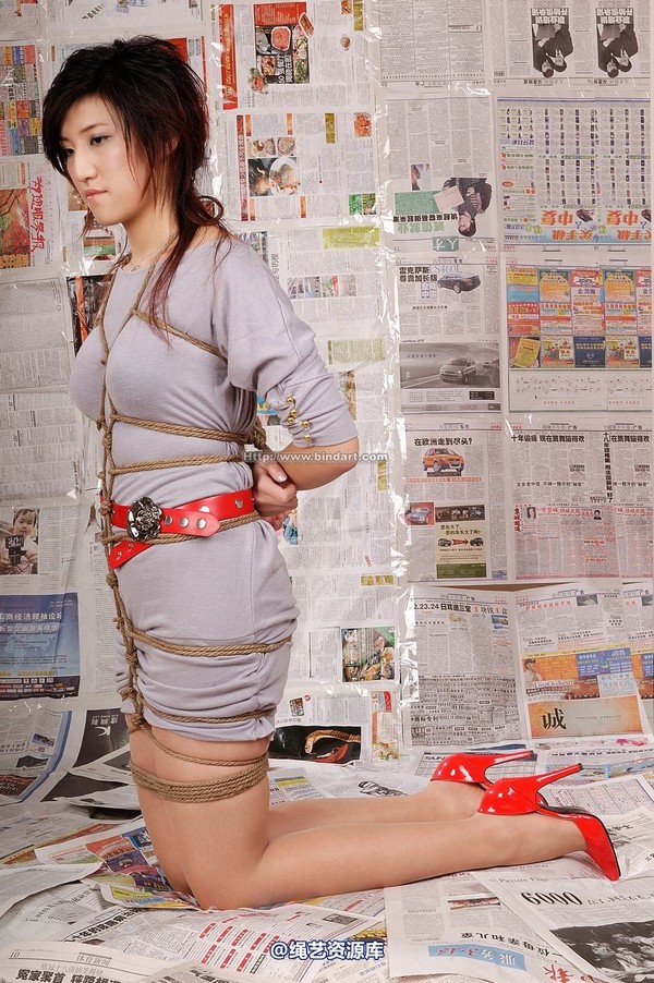 丽柜美束 - 2007-10-30 琪琪 第 66 张图片