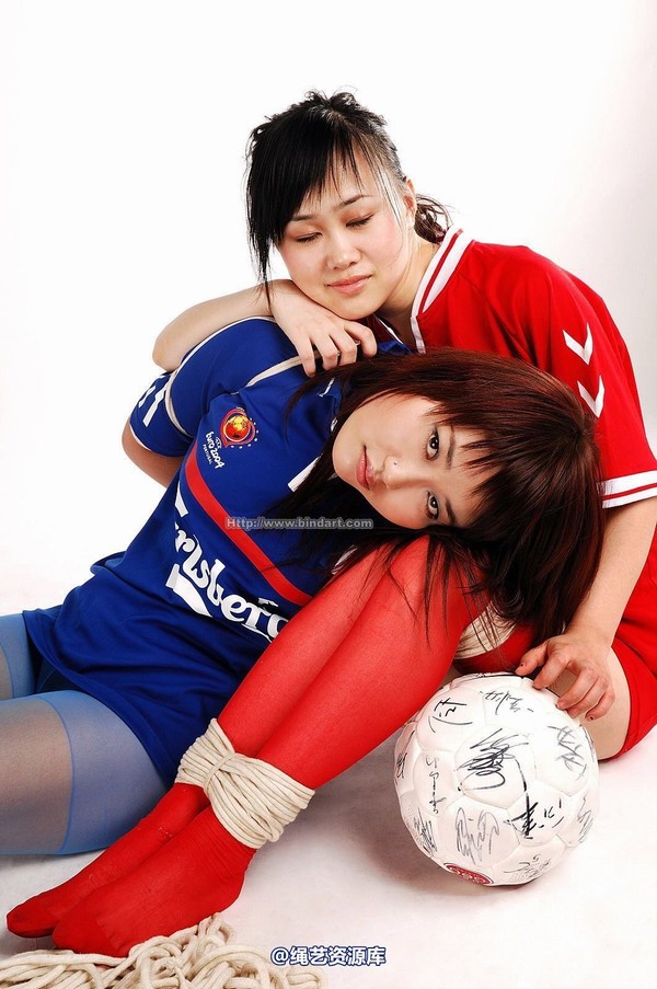 丽柜美束 - 2007-01-13 雯雯&静华 第 4 张图片