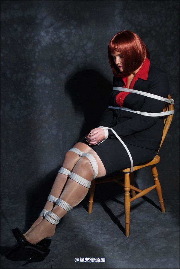 simplytied - Miss Jones in trouble 第 26 张图片