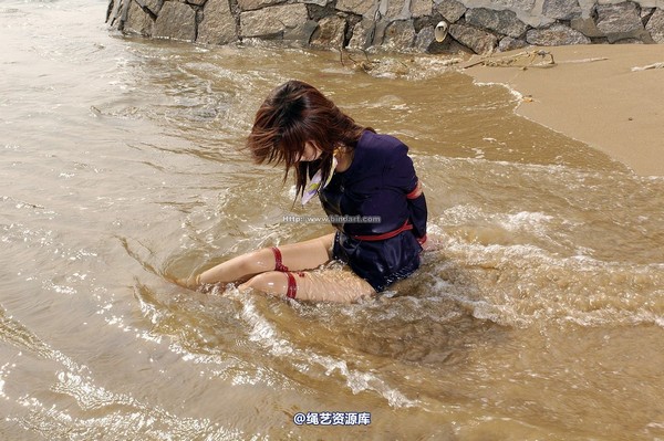 丽柜美束 - 2006-10-31 第 42 张图片