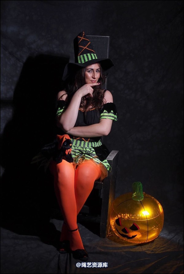 simplytied - Halloween special 第 1 张图片
