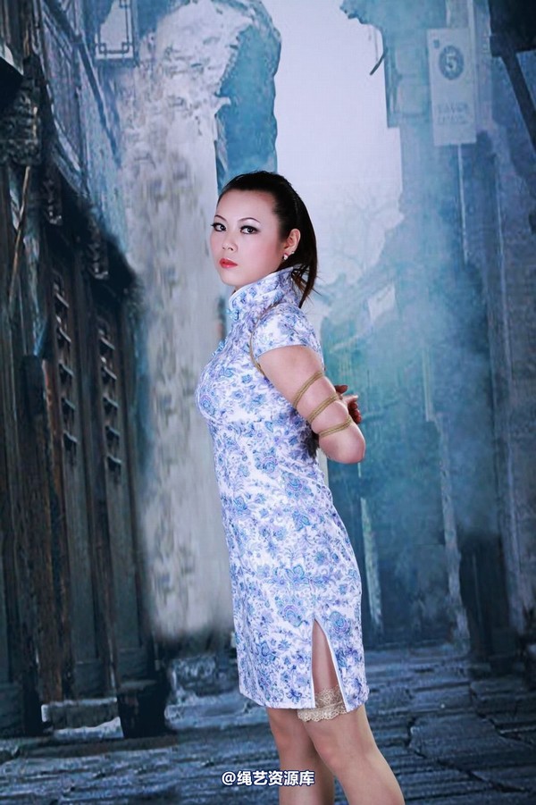 神艺缘 - 234-老街旗袍少女 第 4 张图片
