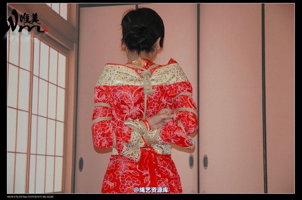 唯美之家 - 08-05-29盈盈汉服-护士装 第 14 张图片
