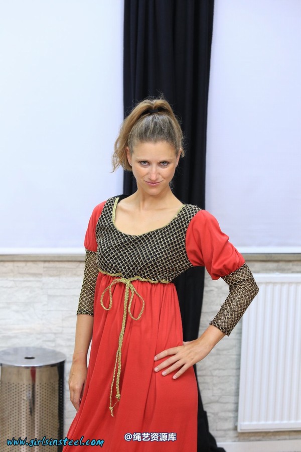 girlsinsteel - Sophia as a damsel 第 3 张图片