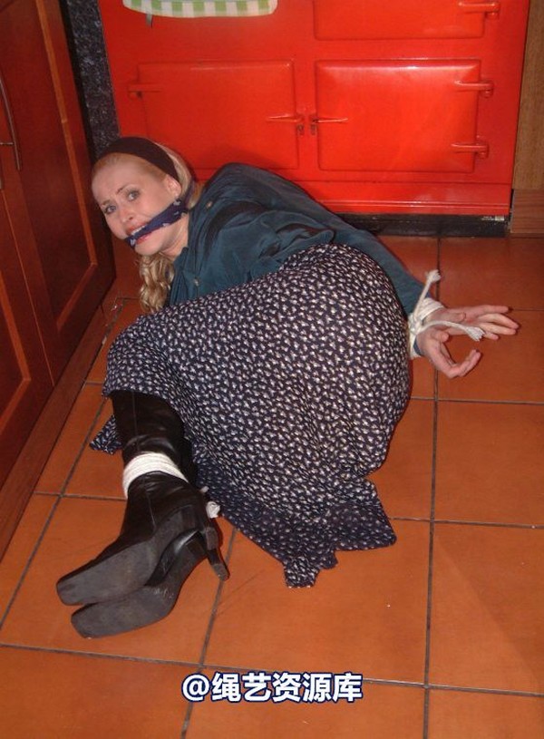 bondagebob - Katarina Kitchen bound 第 12 张图片