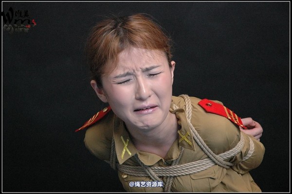 唯美之家 - 08-06-02新疆军装 第 500 张图片