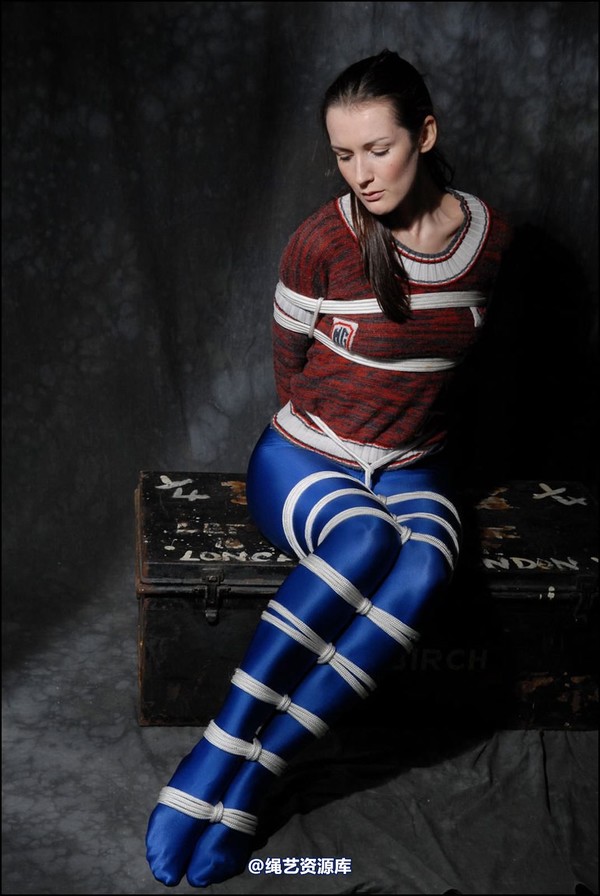simplytied - Very nice blue tights 第 14 张图片