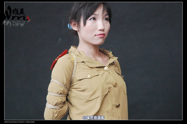唯美之家 - 2008-08-06水柔军装 第 176 张图片