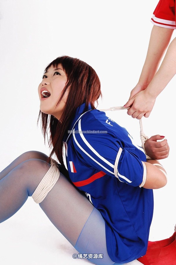 丽柜美束 - 2007-01-13 雯雯&静华 第 9 张图片
