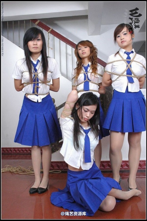 唯美之家 - 2008-09-24制服群绑 第 177 张图片