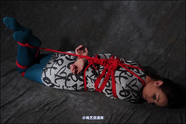 simplytied - Jinx in nice hogtie 第 34 张图片