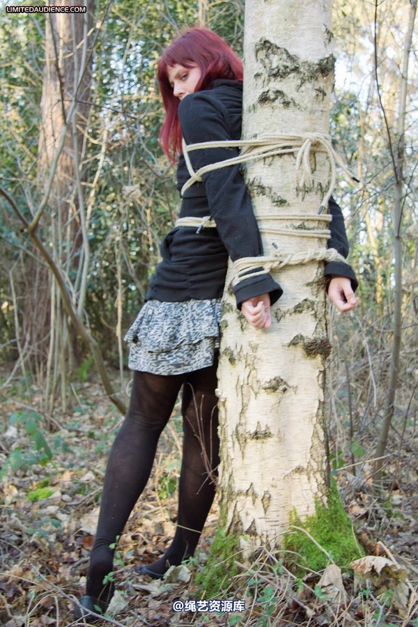 limitedaudience - 2012 scarlett stuck in the woods 第 13 张图片