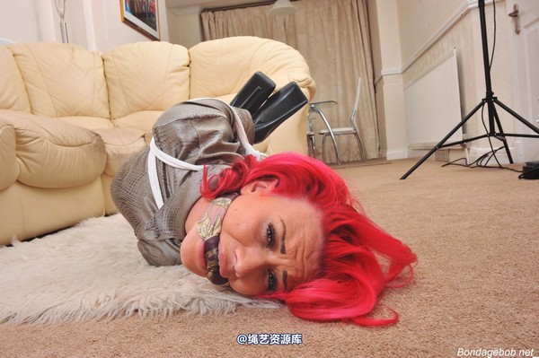 bondagebob - Becky Holt Hogtied 第 116 张图片