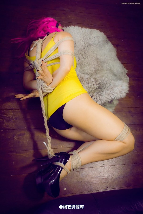 limitedaudience - 2015 elle hogtie tamed 2 第 8 张图片
