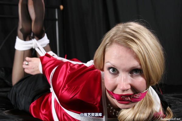 bondagebob - Missey her own blouse 第 55 张图片