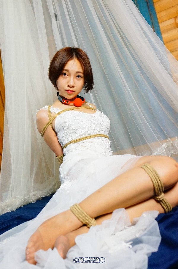 dk13美束馆 - 9.16-小仙儿白婚纱-D130P 第 66 张图片