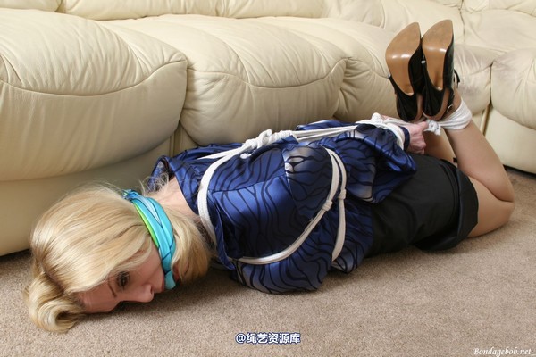 bondagebob - Eden Wells Hogtied 第 98 张图片