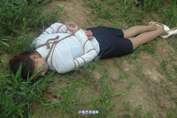 mj影视 - 血的代价执行刑场 失禁战栗2013-08-26 第 106 张图片