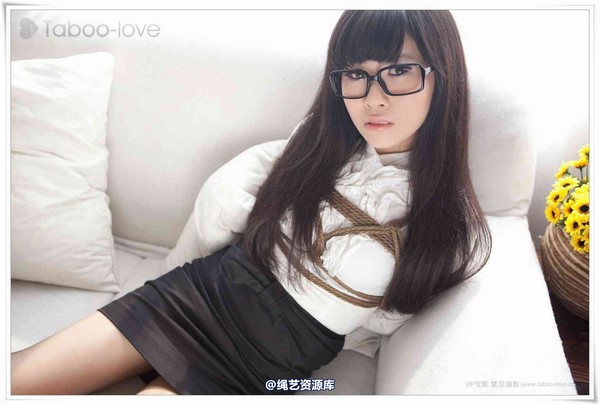 禁忌摄影 - No.083 Yuko 职业女性之气质束缚 第 20 张图片