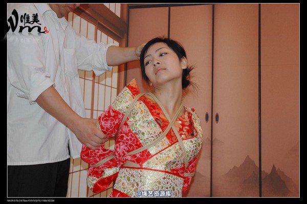 唯美之家 - 08-05-29盈盈汉服-护士装 第 198 张图片