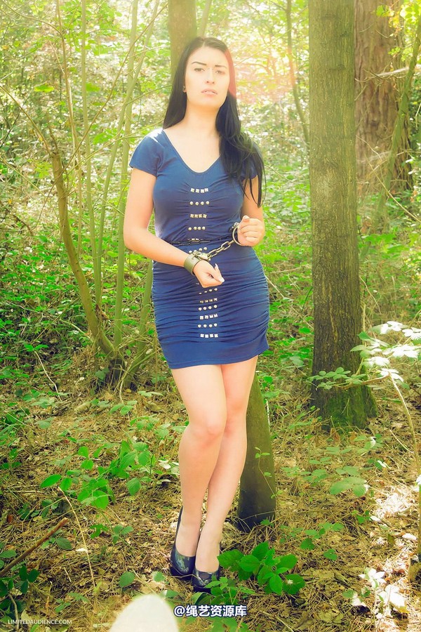 limitedaudience - 2013 stacey von stranded 第 5 张图片