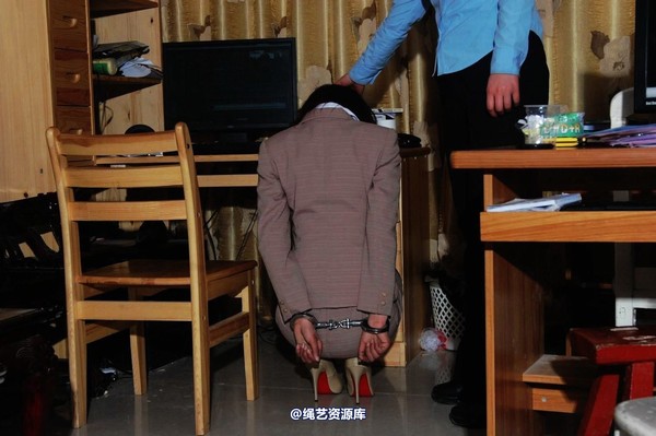 mj影视 - 倾心职务犯罪－押解绳-2013-03-28 第 179 张图片