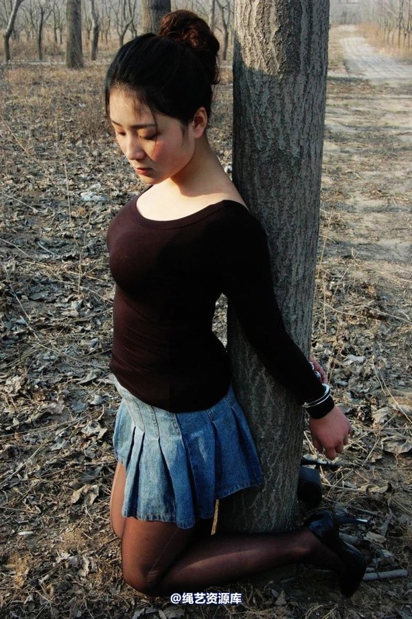 mj影视 - 2013-3-4陈沫踏青 黑丝美女最终的不归路 第 196 张图片