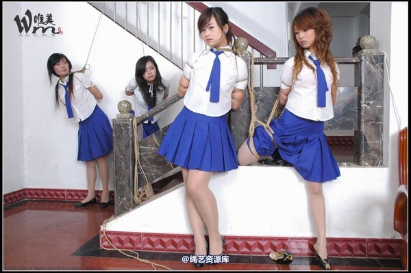 唯美之家 - 2008-09-24制服群绑 第 103 张图片