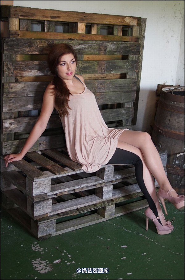 simplytied - Trisha in fashion tights 第 3 张图片