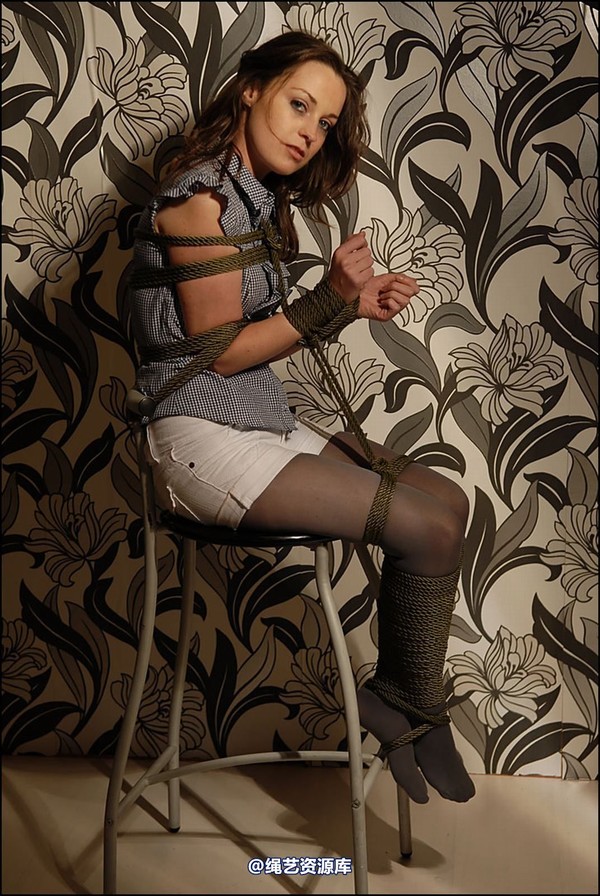 simplytied - Jinx in Grey 第 21 张图片