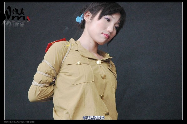 唯美之家 - 2008-08-06水柔军装 第 178 张图片