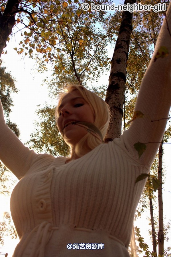 bound-neighbor-girl - Bambi - Tied up in the autumn woods Part 2 第 42 张图片