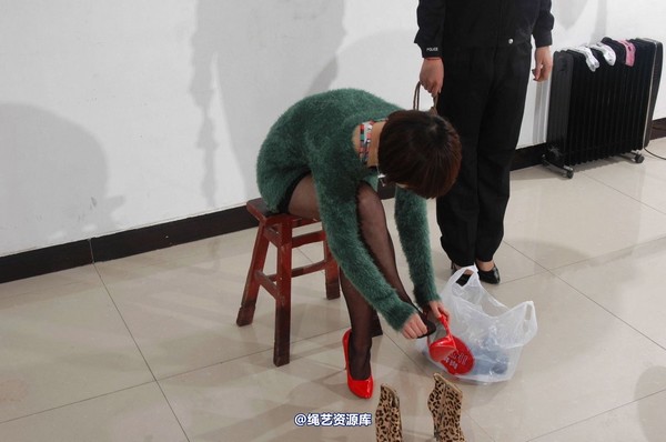 mj影视 - 汪晓慧5―换衣上绑 第 98 张图片