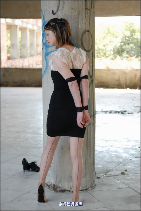 simplytied - Contrast seams in Spain 第 10 张图片