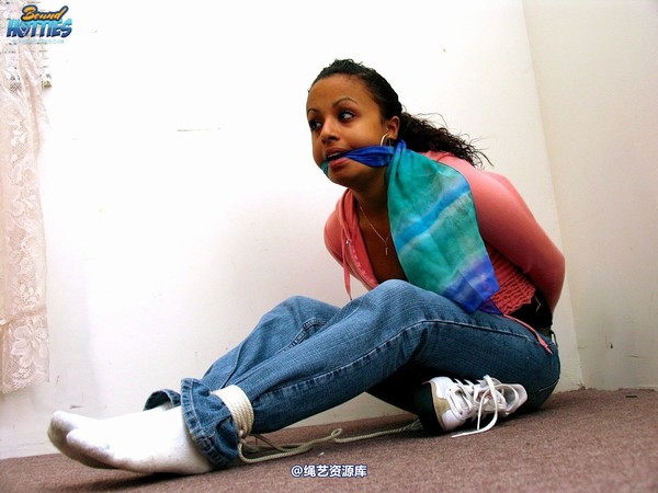 boundhotties - Iyana 第 13 张图片